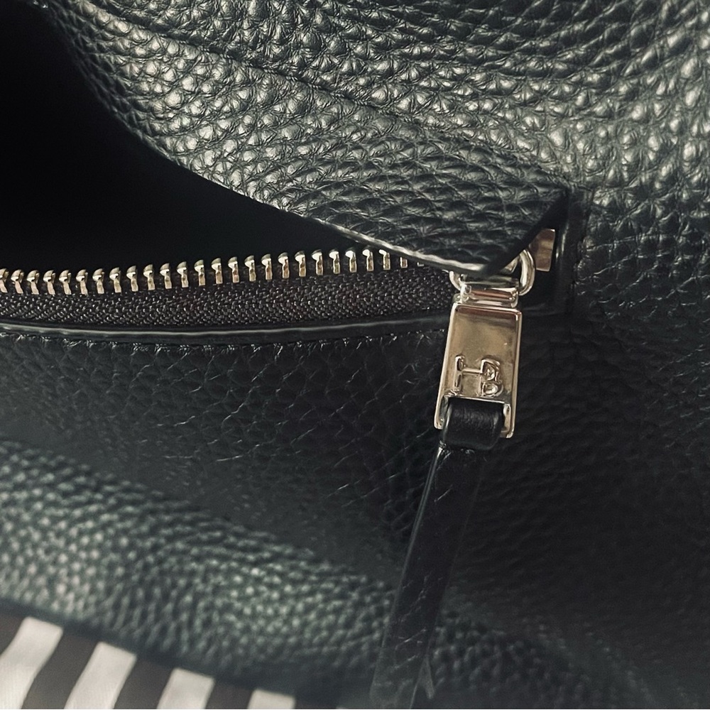 Henri Bendel Black Shoulder Bag - Picture 9 of 16